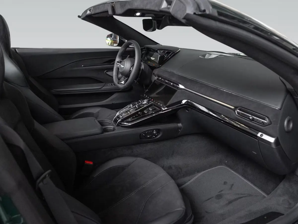 Aston Martin Vantage V8 Spider 2026, exterior — Priveo Cars, Europe