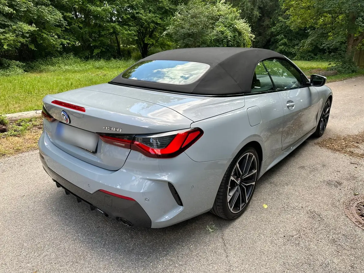BMW 430i Cabrio 2023, front view — Priveo Cars, Europe