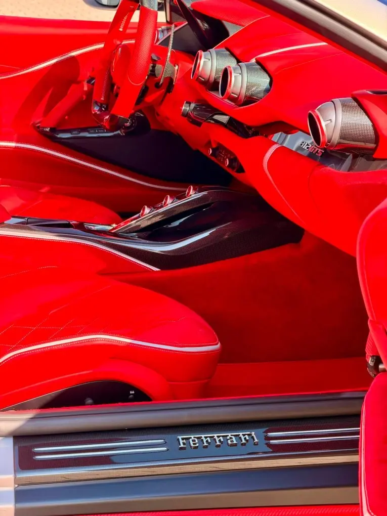 Ferrari 812 GTS 2024, interior — Priveo Cars, Europe
