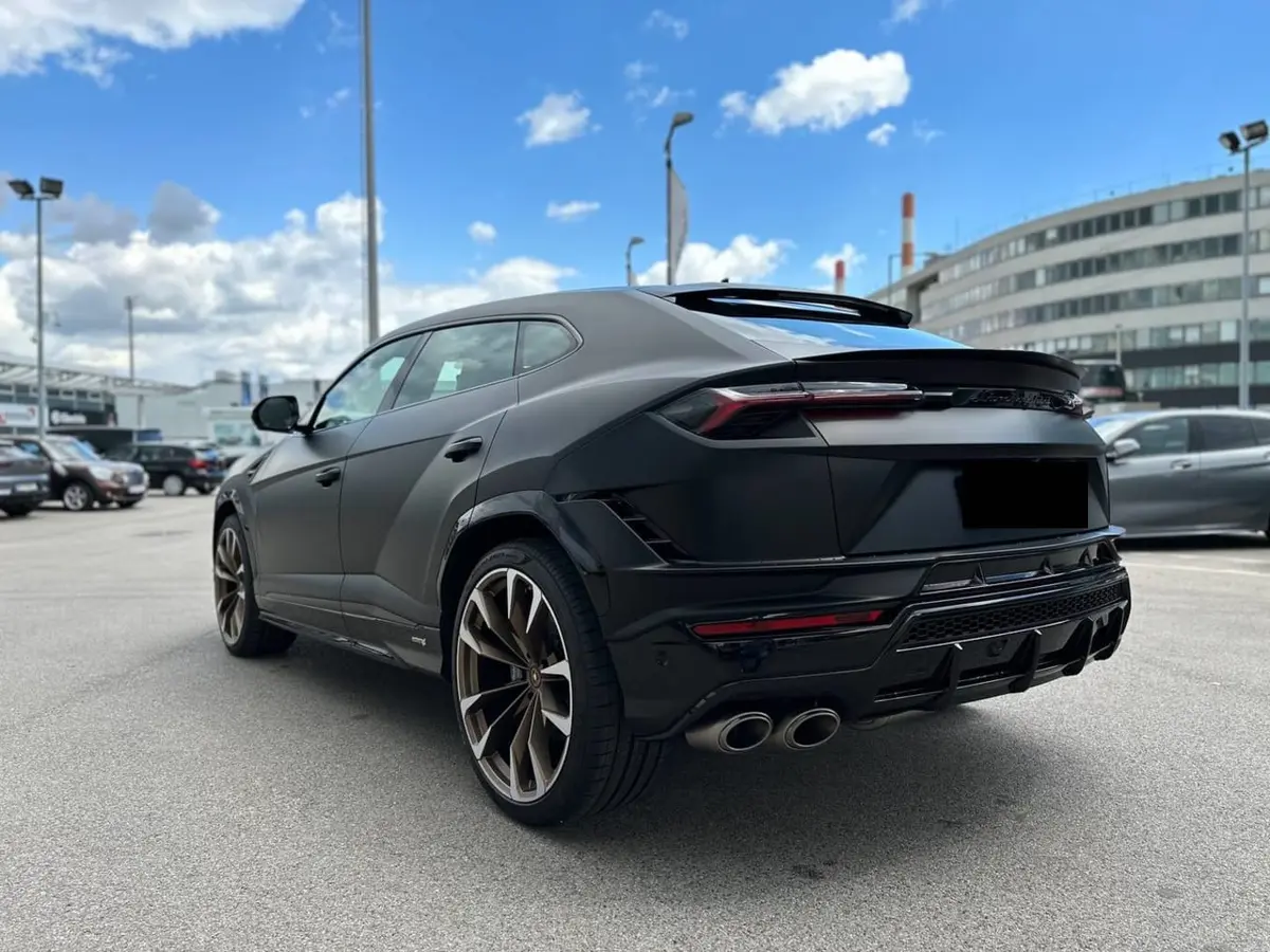 Lamborghini Urus S 2023, front view — Priveo Cars, Europe