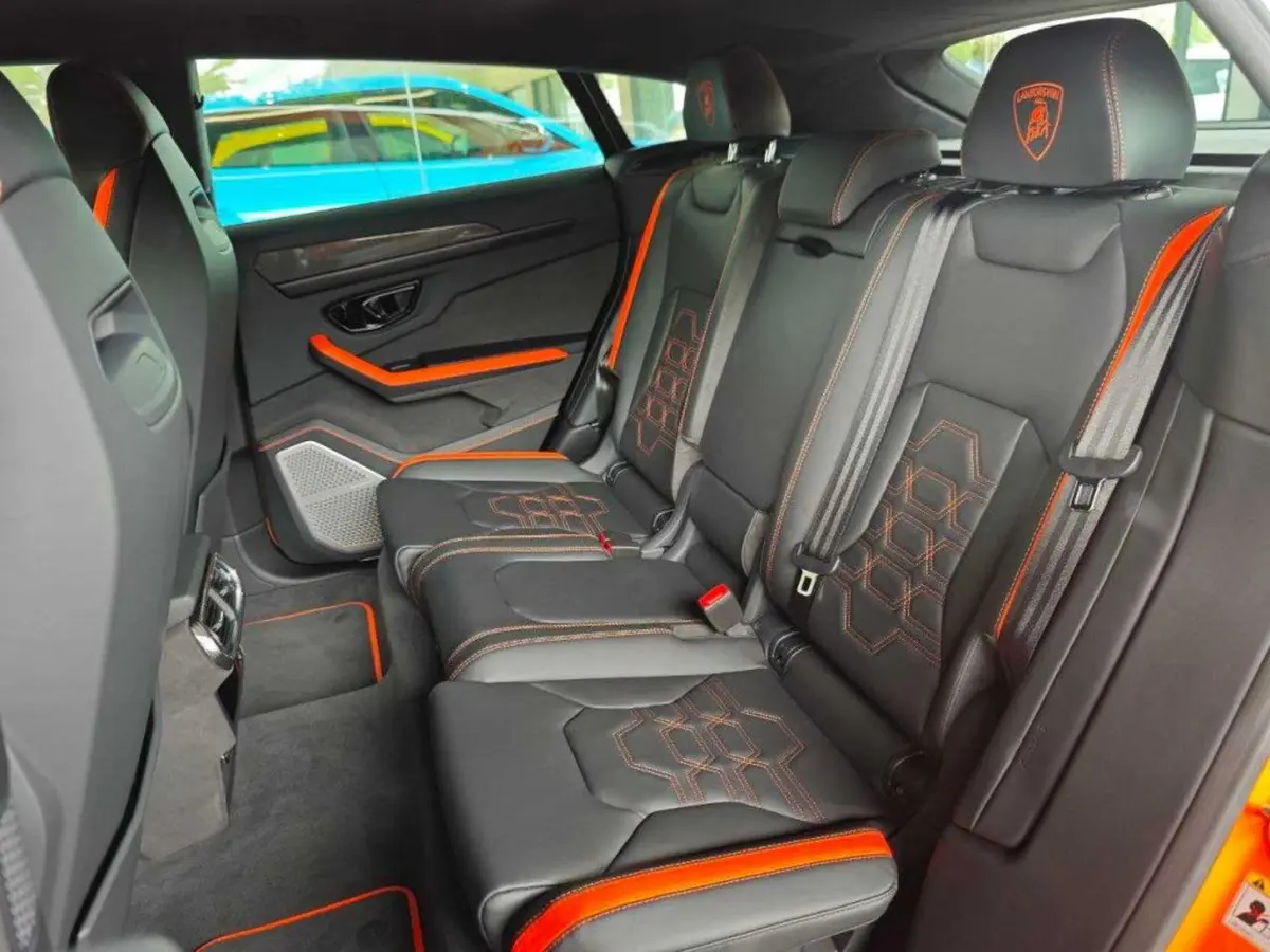 Lamborghini Urus S 2024, interior — Priveo Cars, Europe