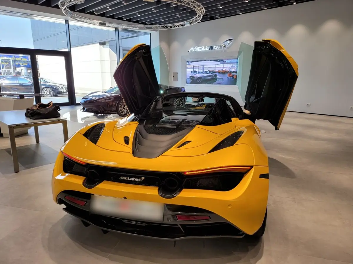 McLaren 720S Spider 2022, interior — Priveo Cars, Europe