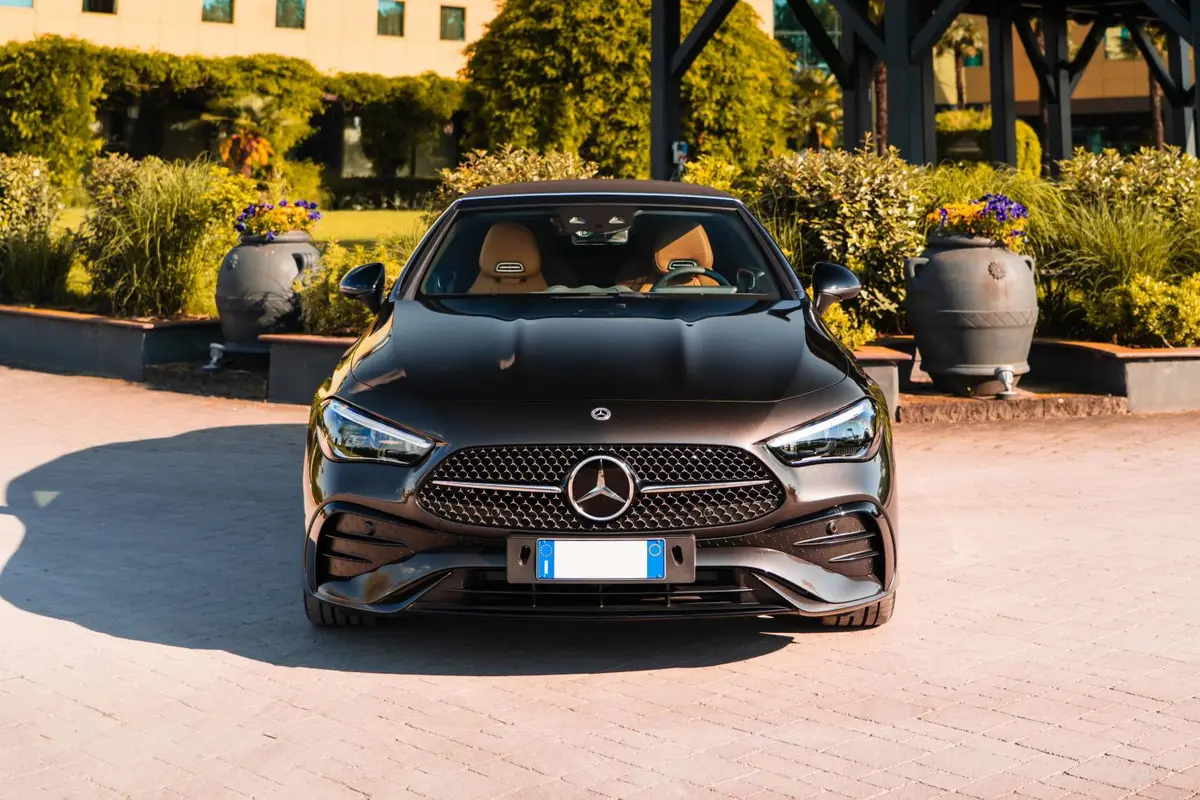Mercedes Benz CLE 300 Cabriolet AMG Premium 2025, interior — Priveo Cars, Europe