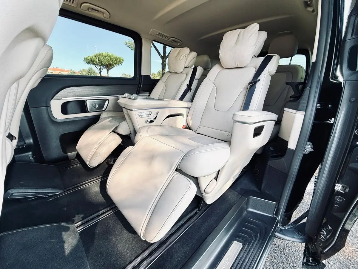Mercedes Benz V300 4x4 XL VIP (Captain, 7 seat) 2025, exterior — Priveo Cars, Europe
