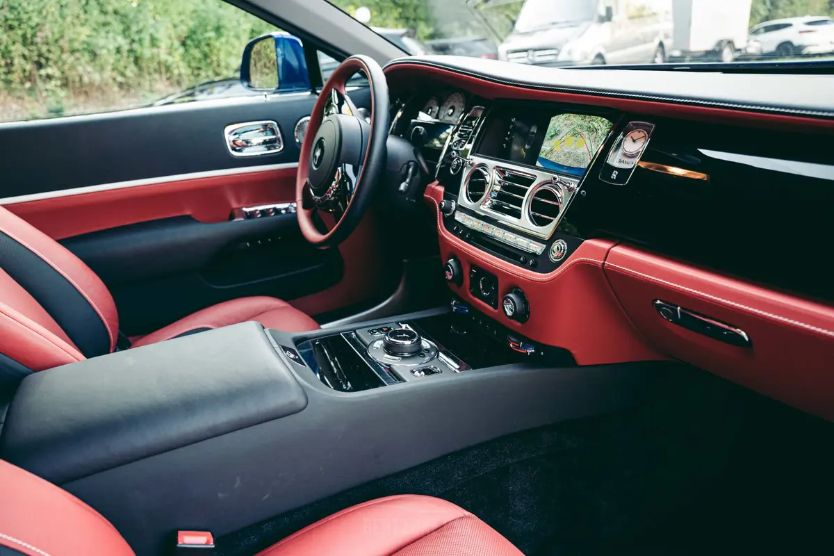 Rolls-Royce Dawn 2022, interior — Priveo Cars, Europe