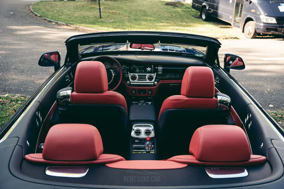Rolls-Royce Dawn 2022, dashboard — Priveo Cars, Europe